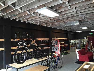 Branded cycle showroom near outlet me